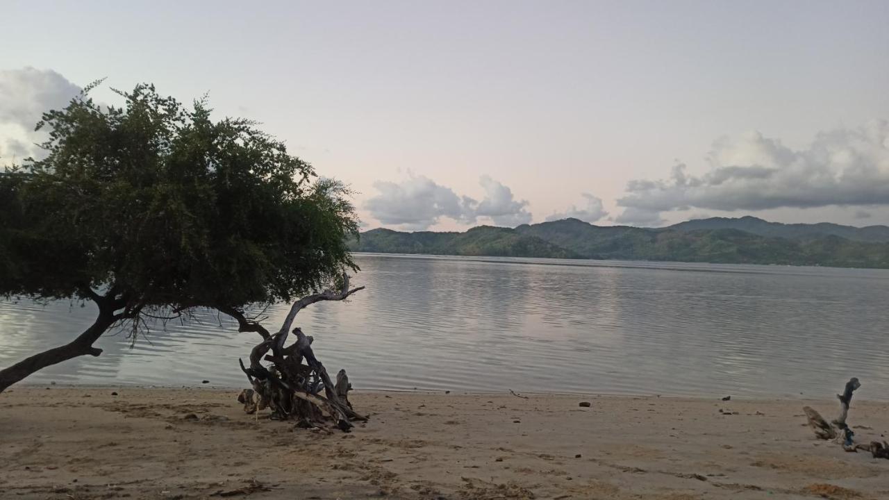 Yellow Coco Gili Gede Екстериор снимка