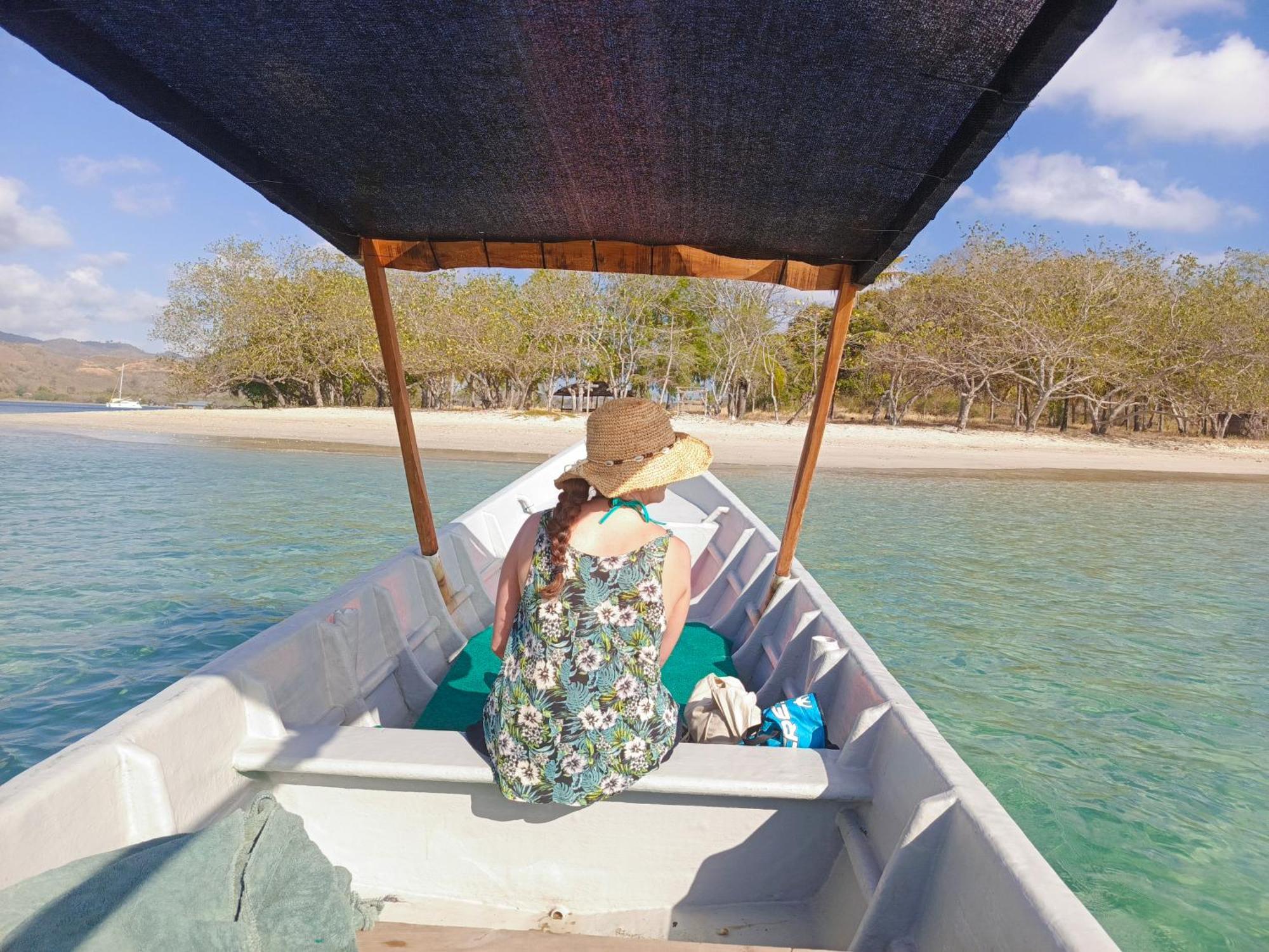 Yellow Coco Gili Gede Екстериор снимка